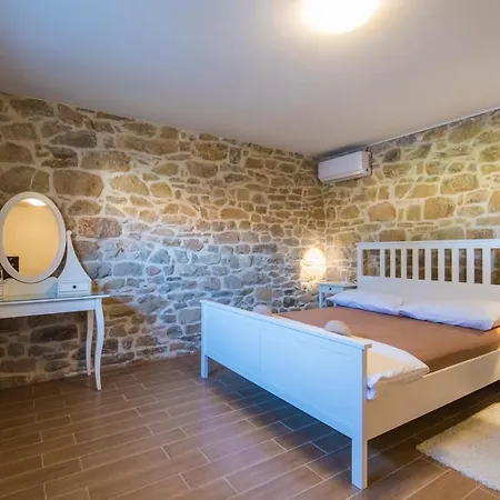 Kuca Za Odmor Maslina Villa Benkovac